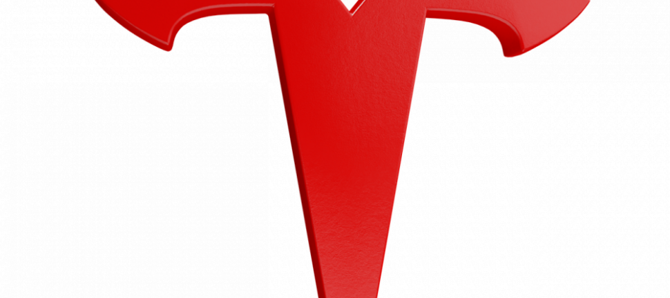 TESLA MODEL S: REVOLUTIONIZING THE ELECTRIC CAR INDUSTRY