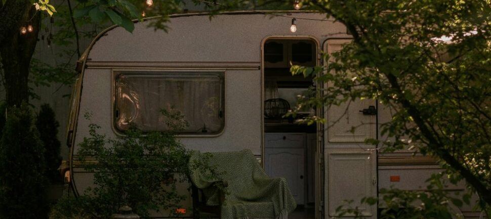 Bruk av brukte campingvogner til en rimelig pris